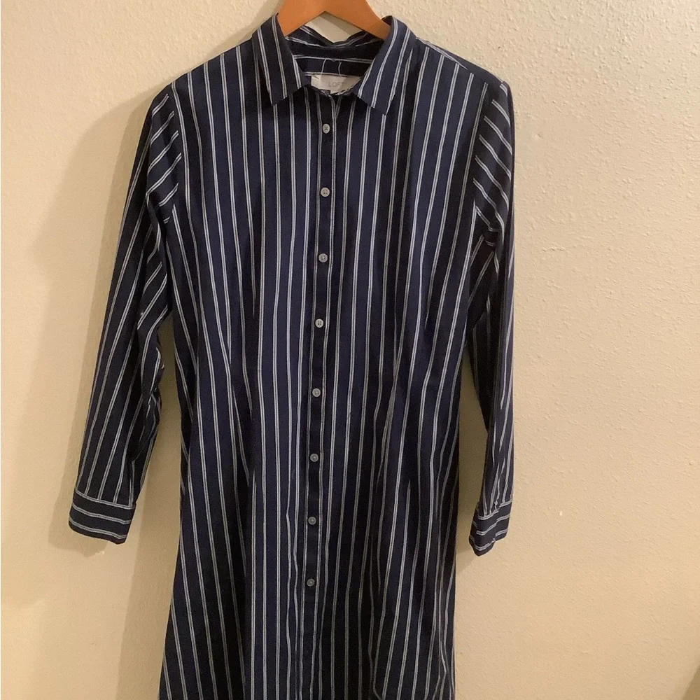 Dress - Picture 2 of 4